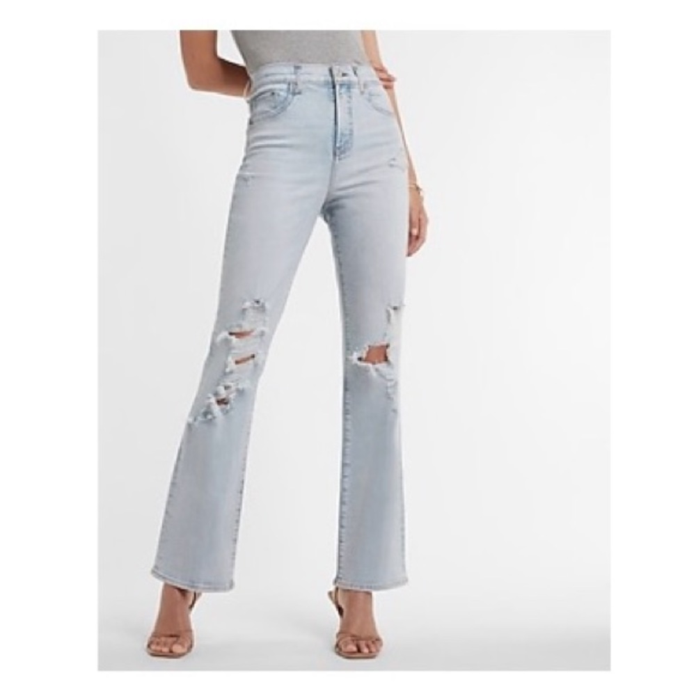 High Waisted Ripped Jeans Light Wash 90s Boot Cut Size 6short